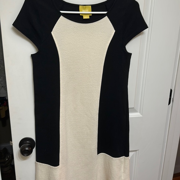 Maeve Anthropologie Black & Cream Cap Sleeve Color-blocked Mod Shift Dress - Picture 1 of 6